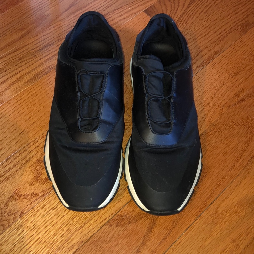 Men’s Sneaker Size 44 Euro. Size 10.5 US. Black